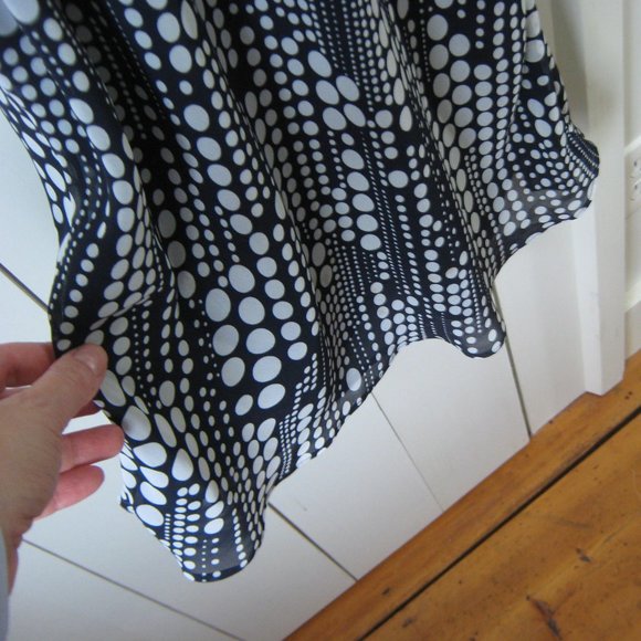 Navy and White Anne Klein Blouse - Picture 5 of 5